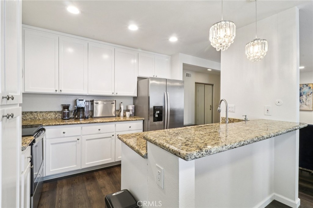 450 W Vermont Avenue 1104