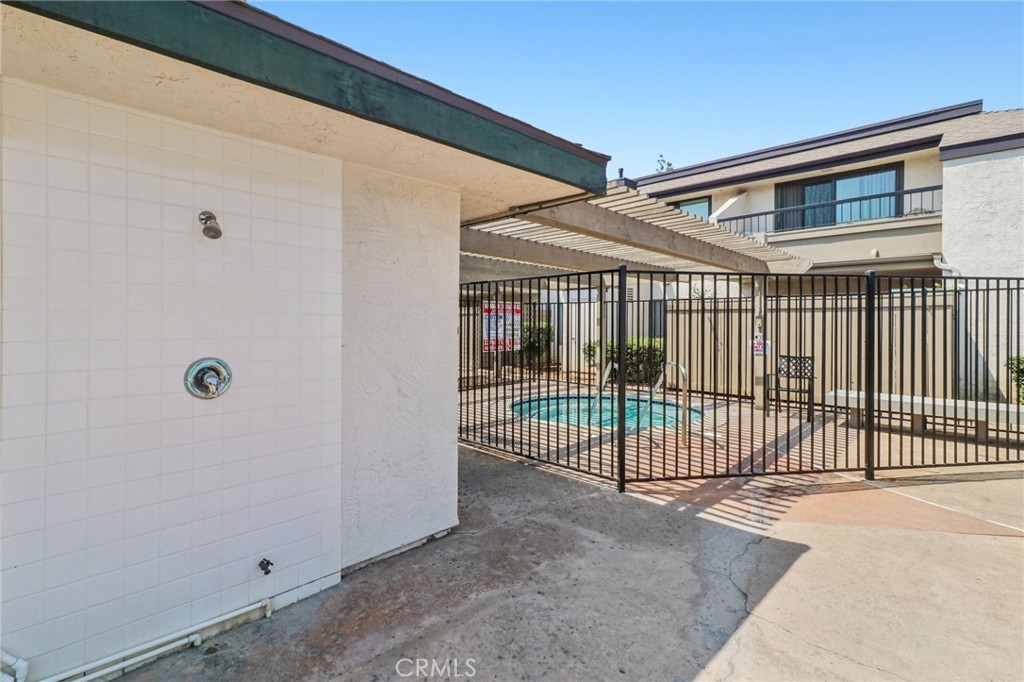 450 W Vermont Avenue 1104