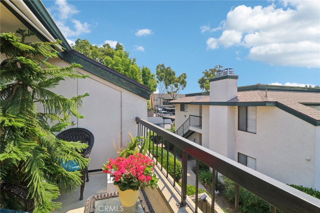 450 W Vermont Avenue 1104