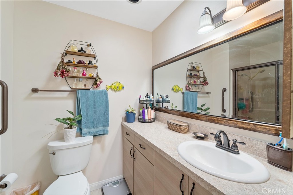 74450 Peppergrass Street