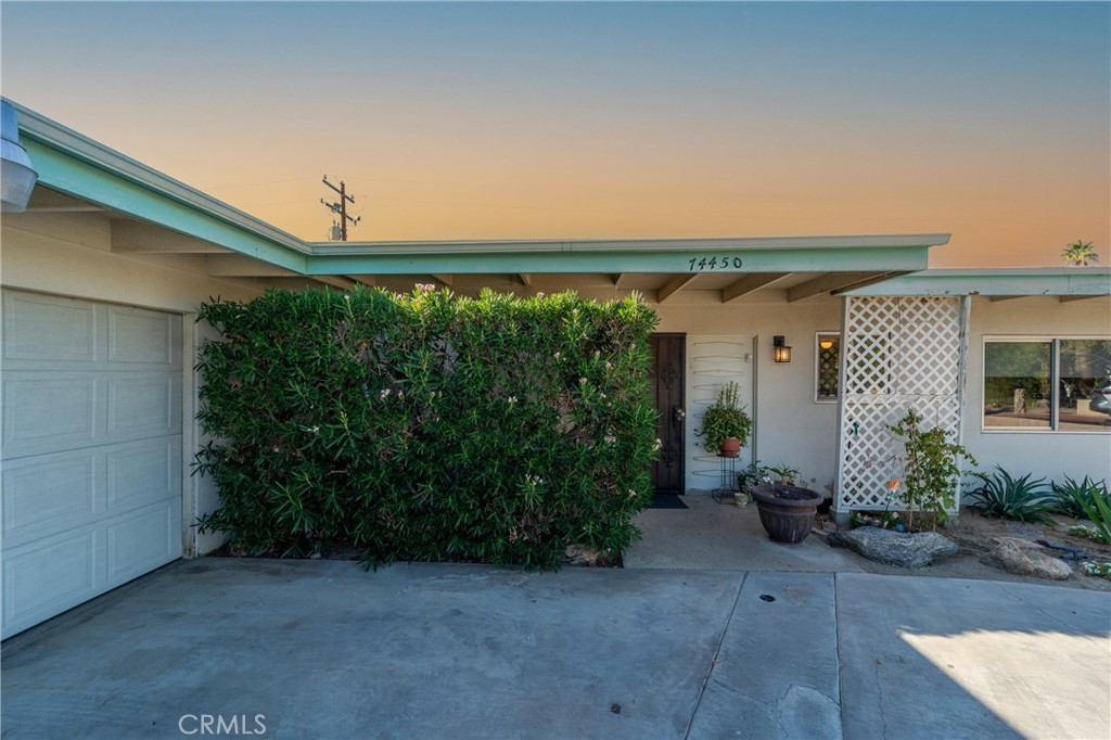 74450 Peppergrass Street