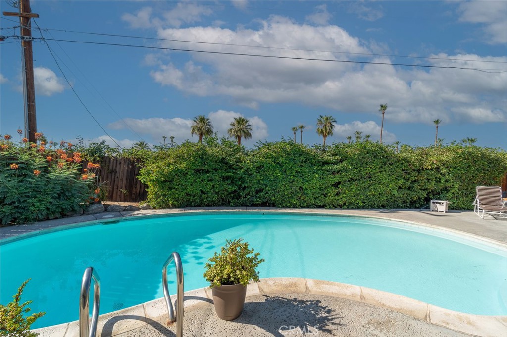 74450 Peppergrass Street