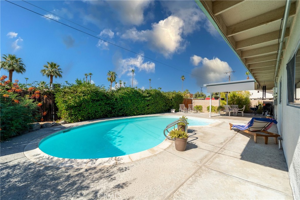 74450 Peppergrass Street