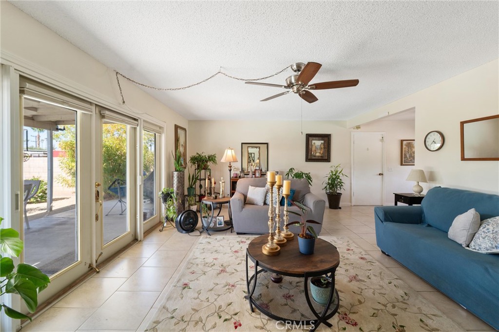 74450 Peppergrass Street