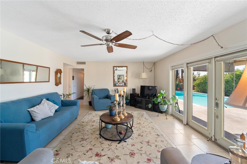 74450 Peppergrass Street