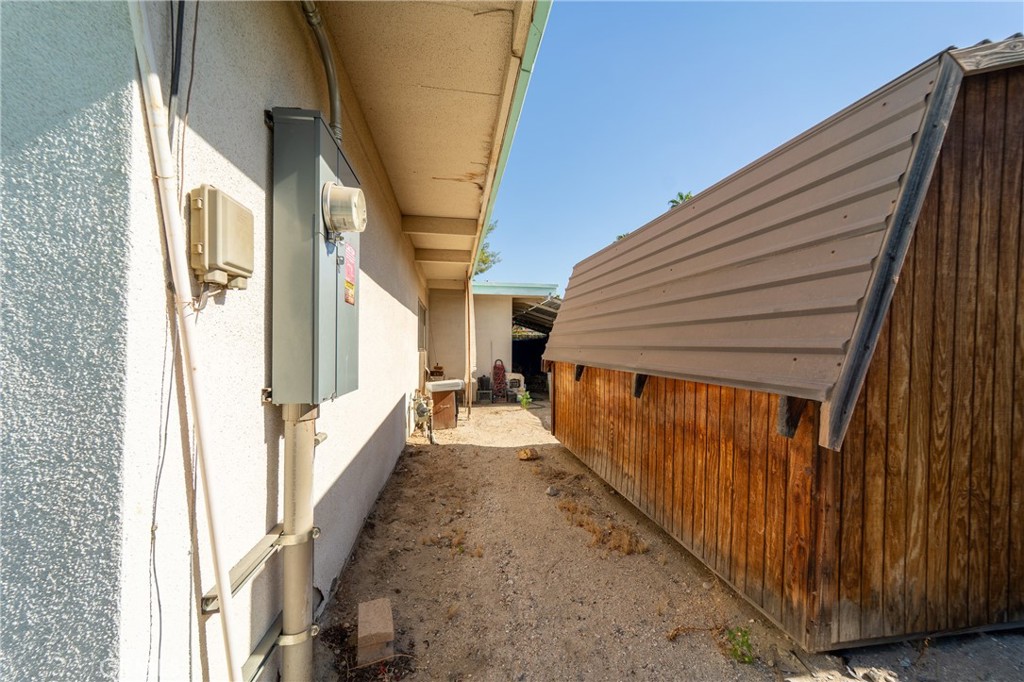 74450 Peppergrass Street