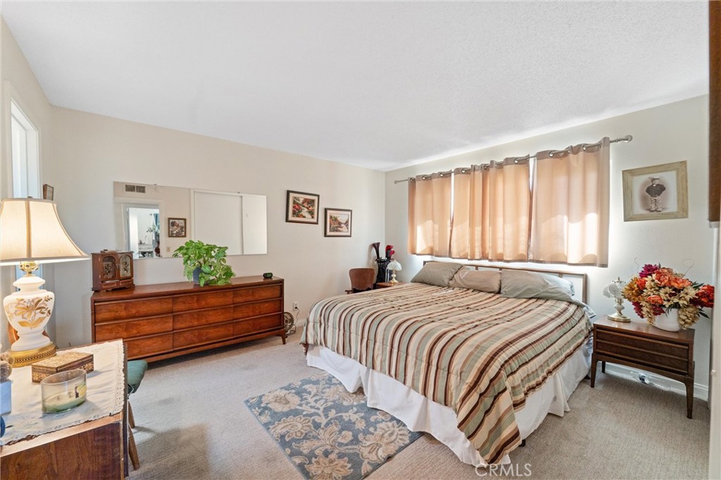 74450 Peppergrass Street