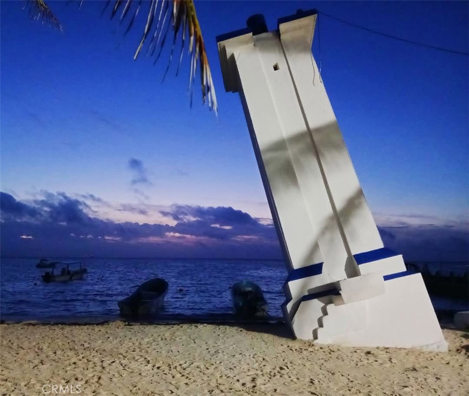 0 SM-02, MZ-11,L-08, AVE NINOS HEROES,PUERTO MORELOS