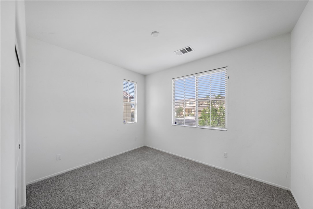 1546 Onyx Lane