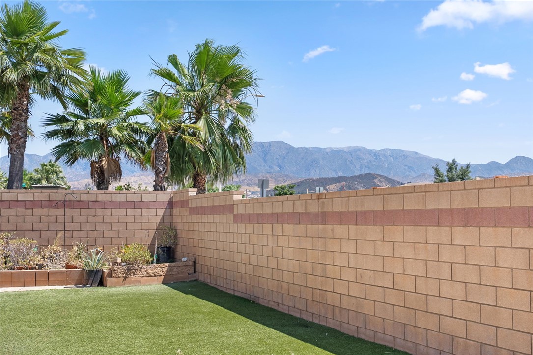 1546 Onyx Lane