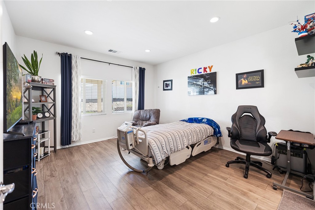 30959 Hawkscrest Drive