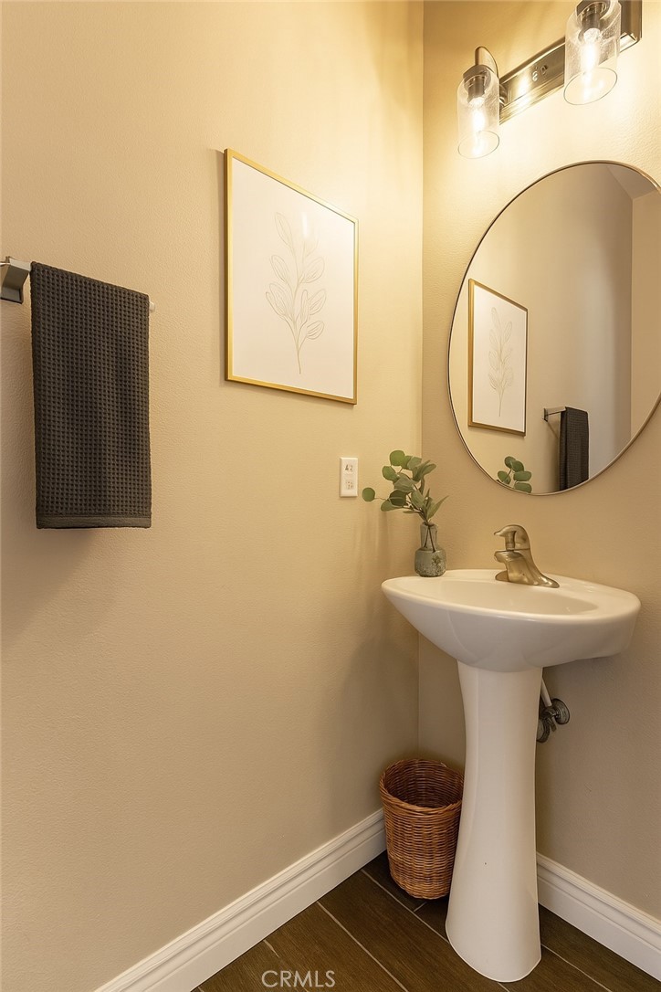 31934 Hollyhock Street