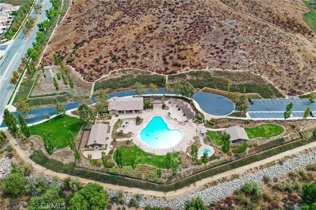 31934 Hollyhock Street