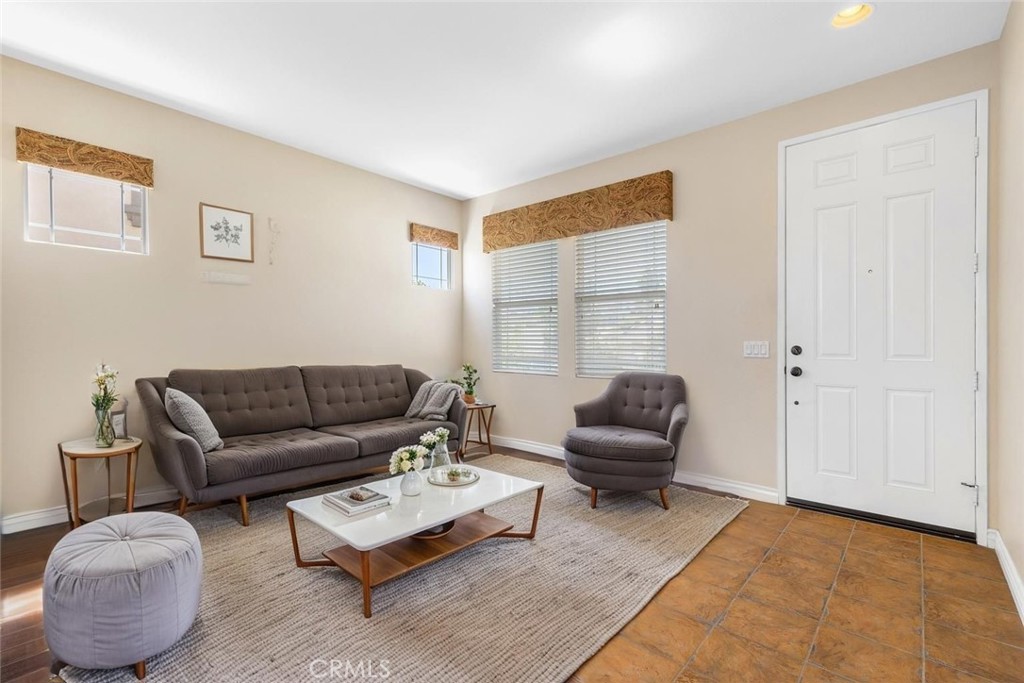 31934 Hollyhock Street