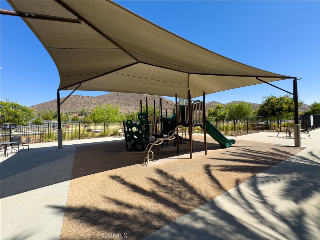 31934 Hollyhock Street