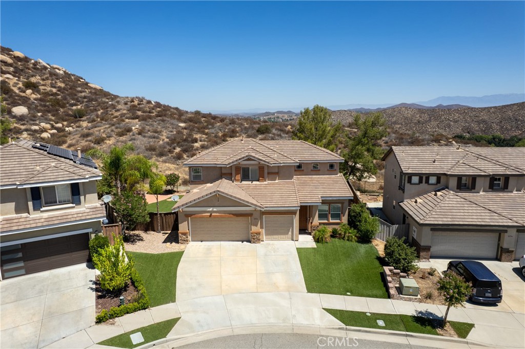 31934 Hollyhock Street