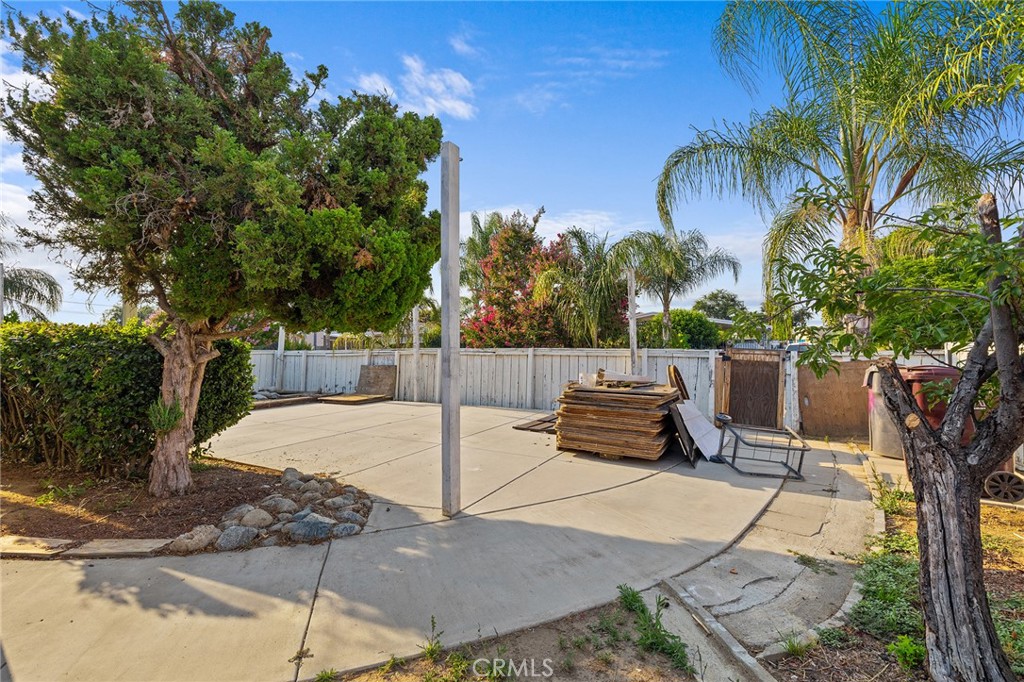 26041 San Quintin Road