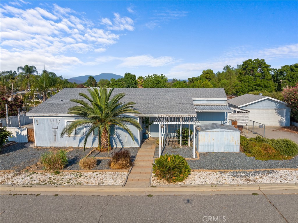 26041 San Quintin Road