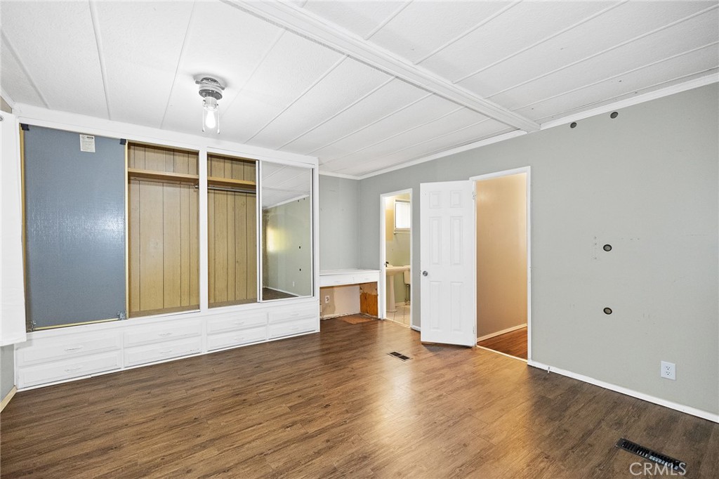 26041 San Quintin Road