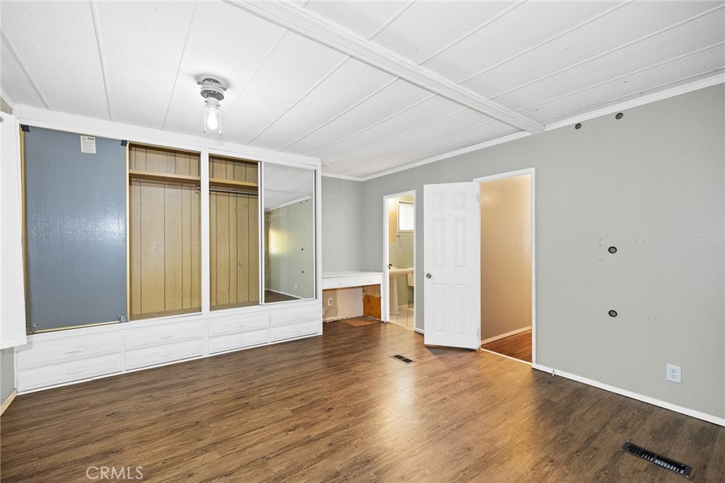 26041 San Quintin Road