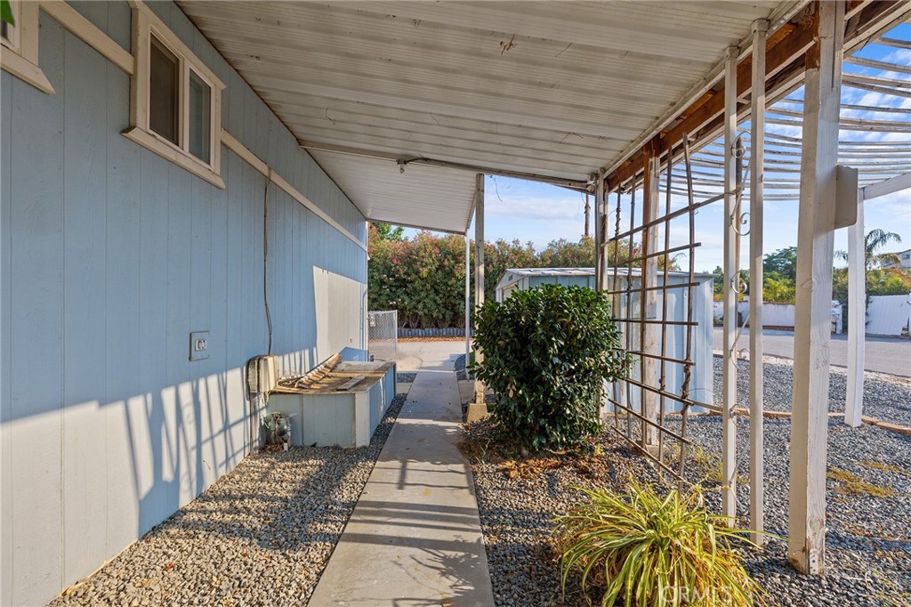 26041 San Quintin Road