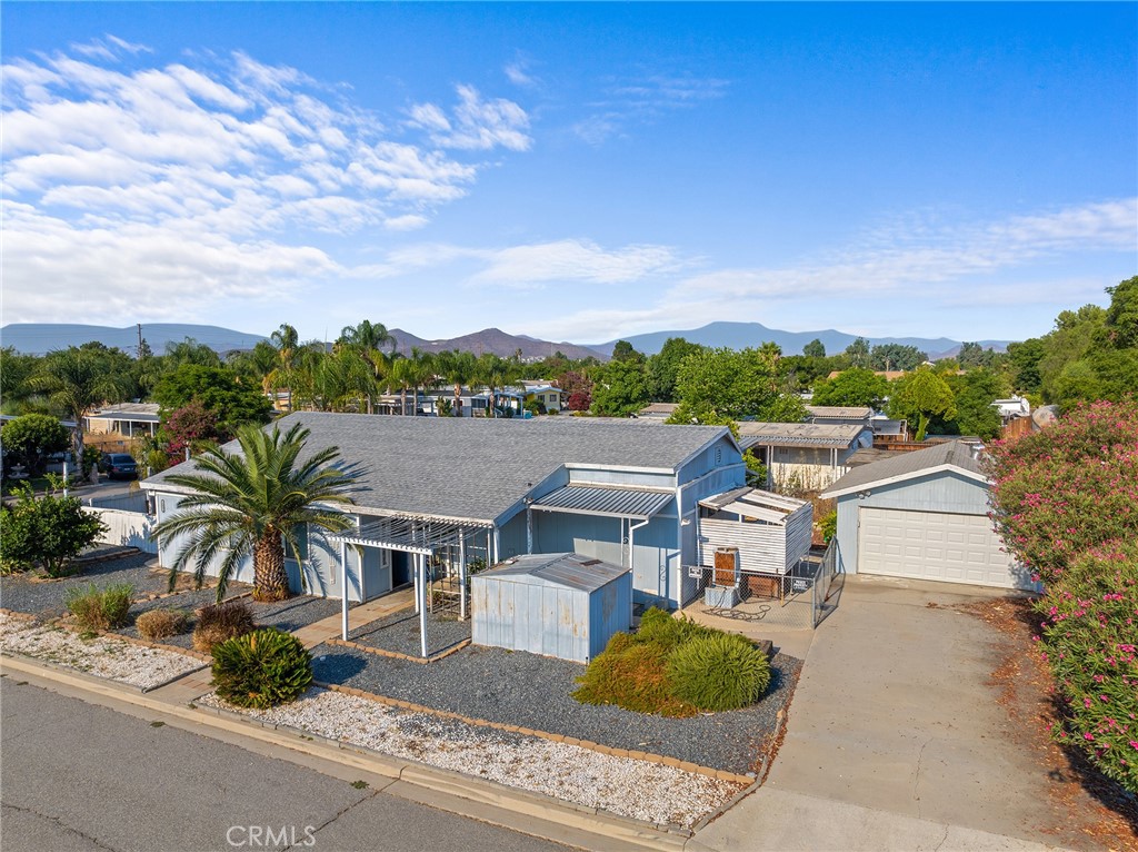 26041 San Quintin Road