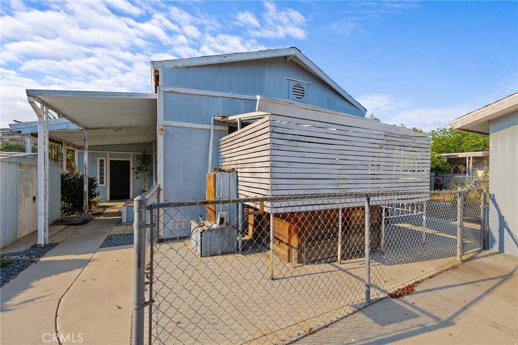 26041 San Quintin Road