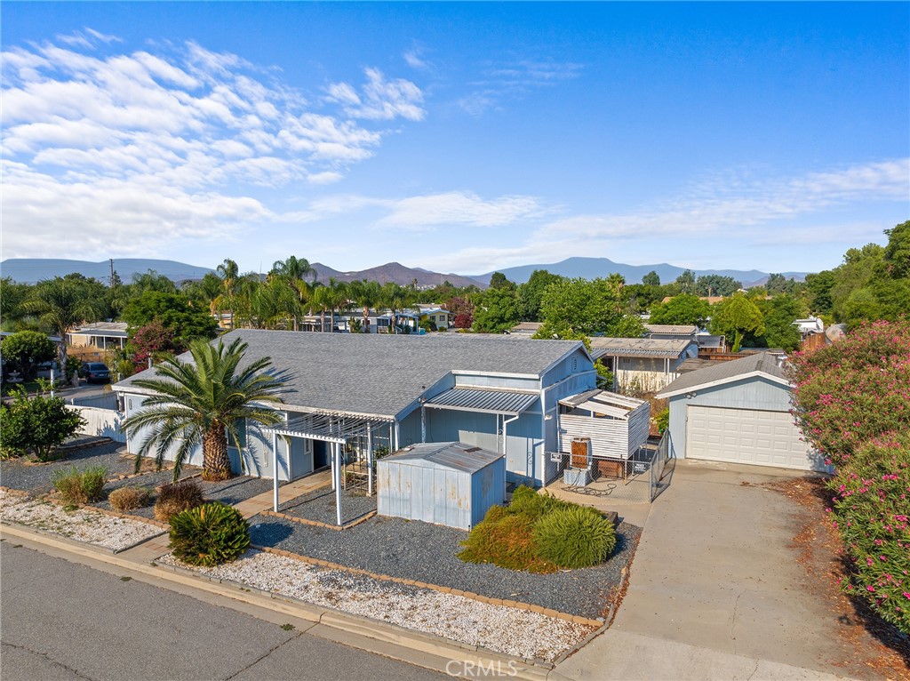 26041 San Quintin Road