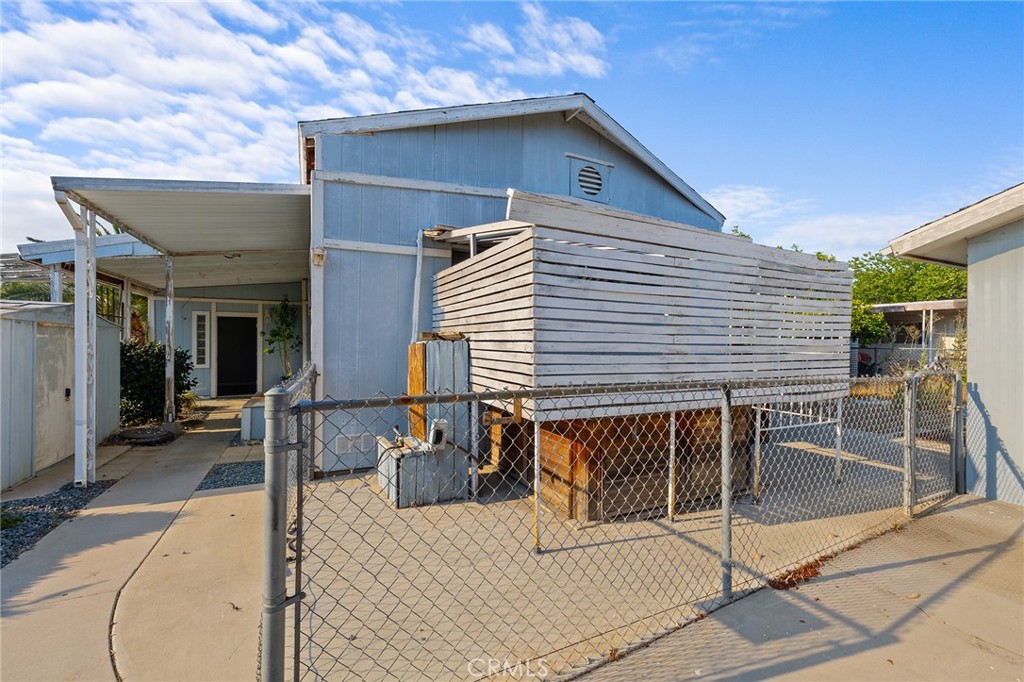 26041 San Quintin Road