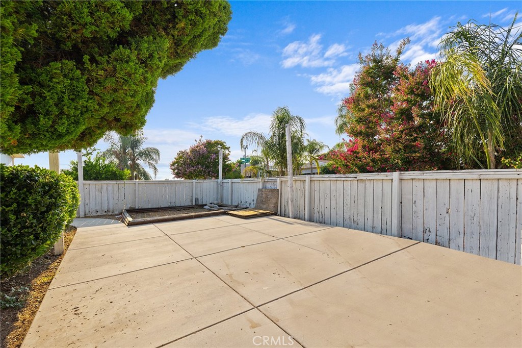26041 San Quintin Road