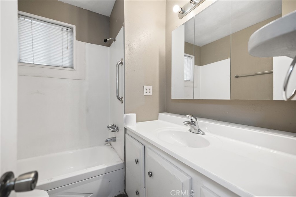 26041 San Quintin Road