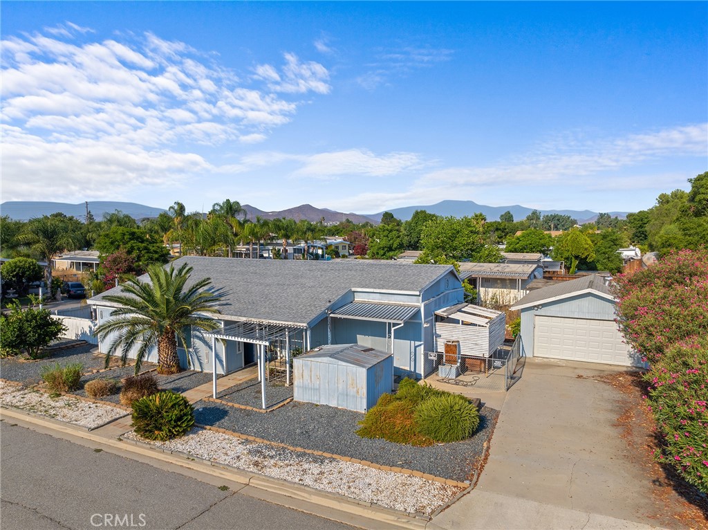 26041 San Quintin Road