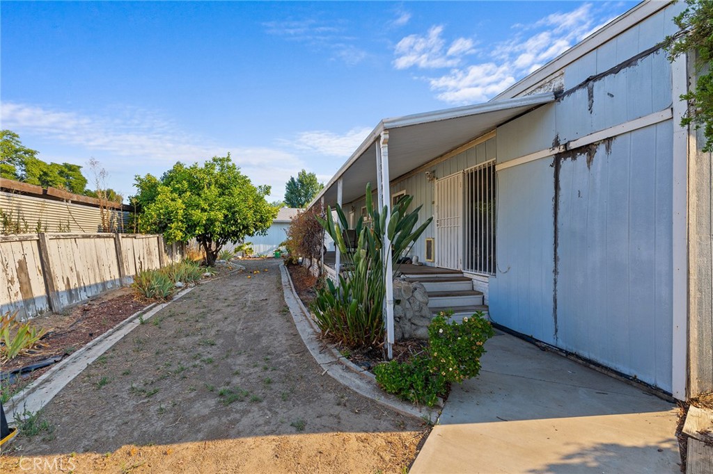 26041 San Quintin Road