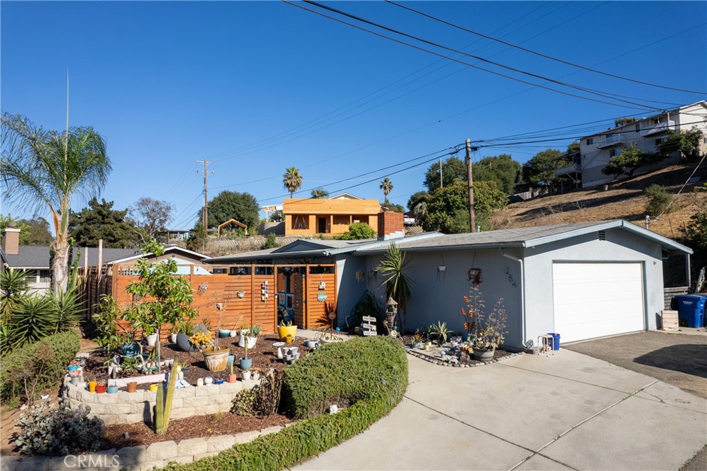 254 Lobelia Drive