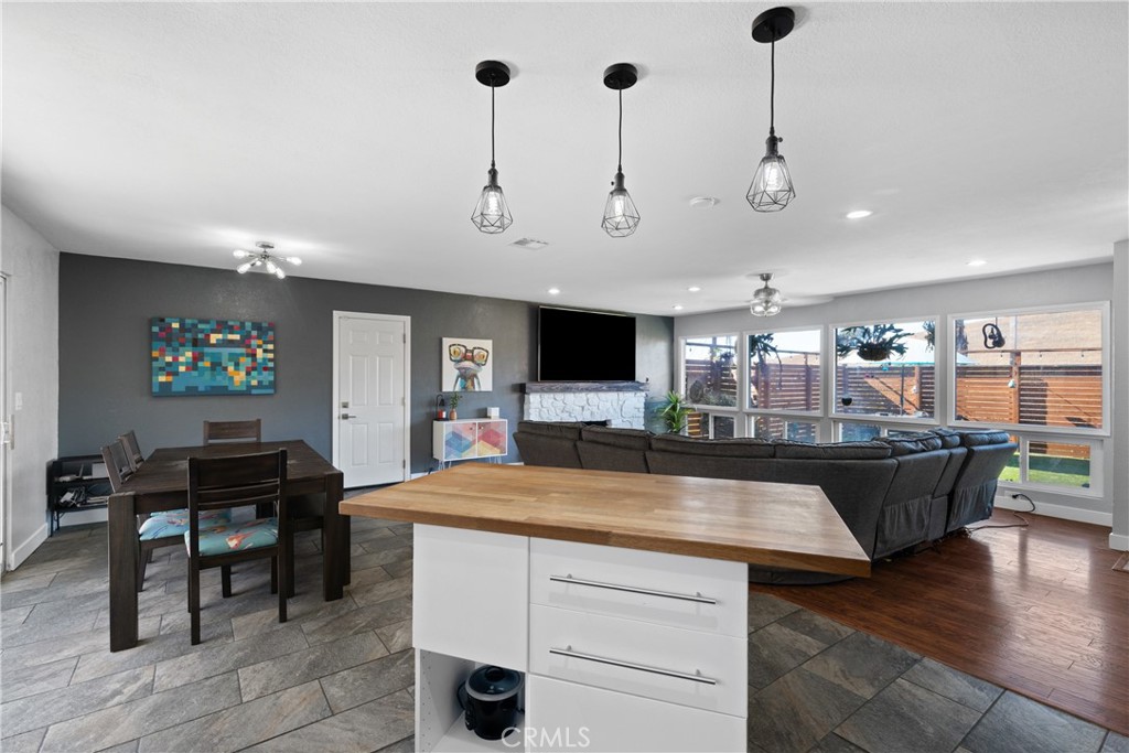 254 Lobelia Drive