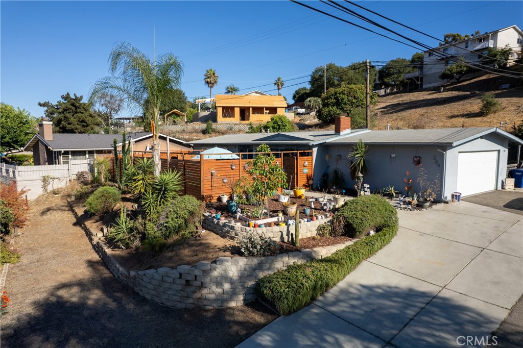 254 Lobelia Drive