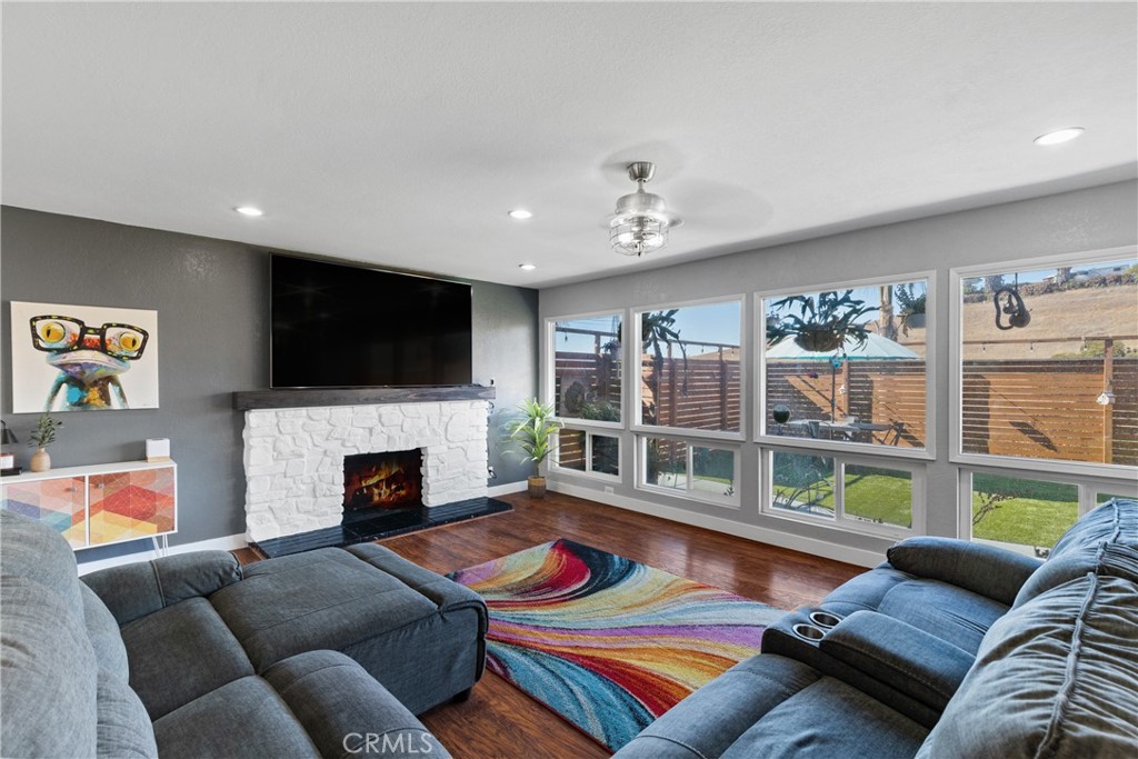 254 Lobelia Drive