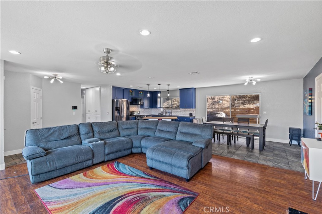 254 Lobelia Drive