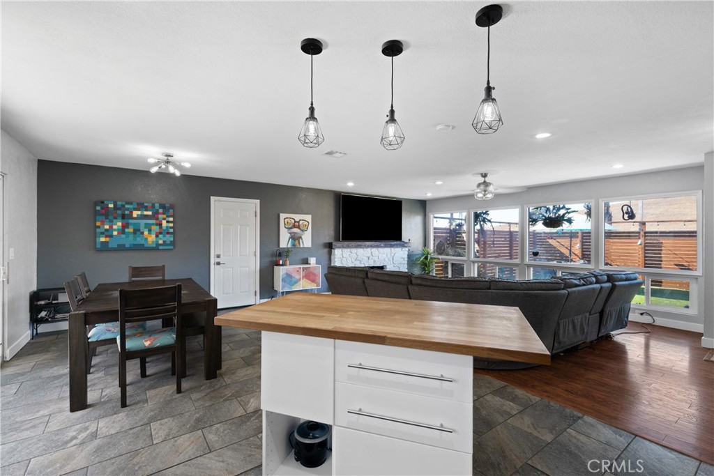 254 Lobelia Drive
