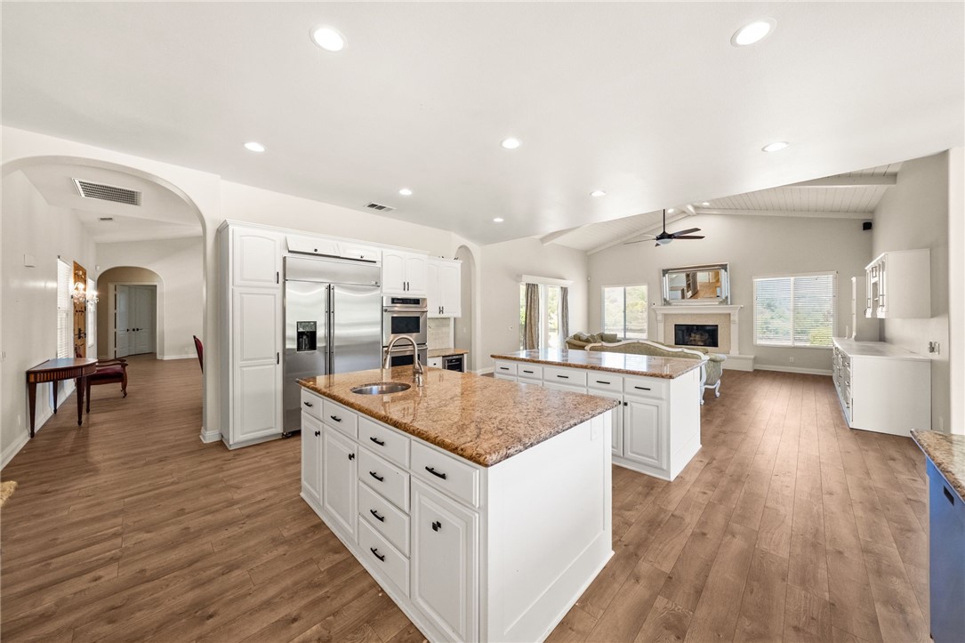 42779 Via Bolero Road