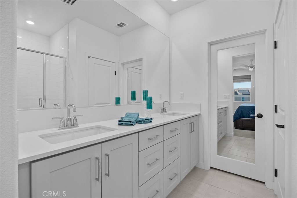 1229 Sunrise View 101