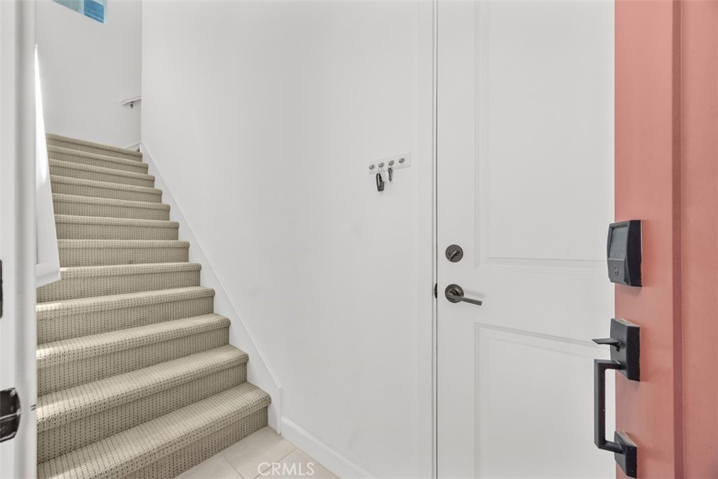 1229 Sunrise View 101