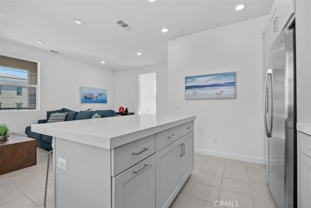 1229 Sunrise View 101