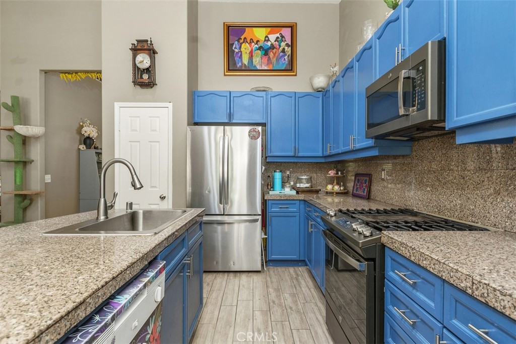 23591 Madison Avenue