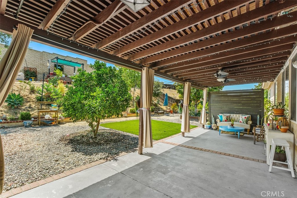 23591 Madison Avenue