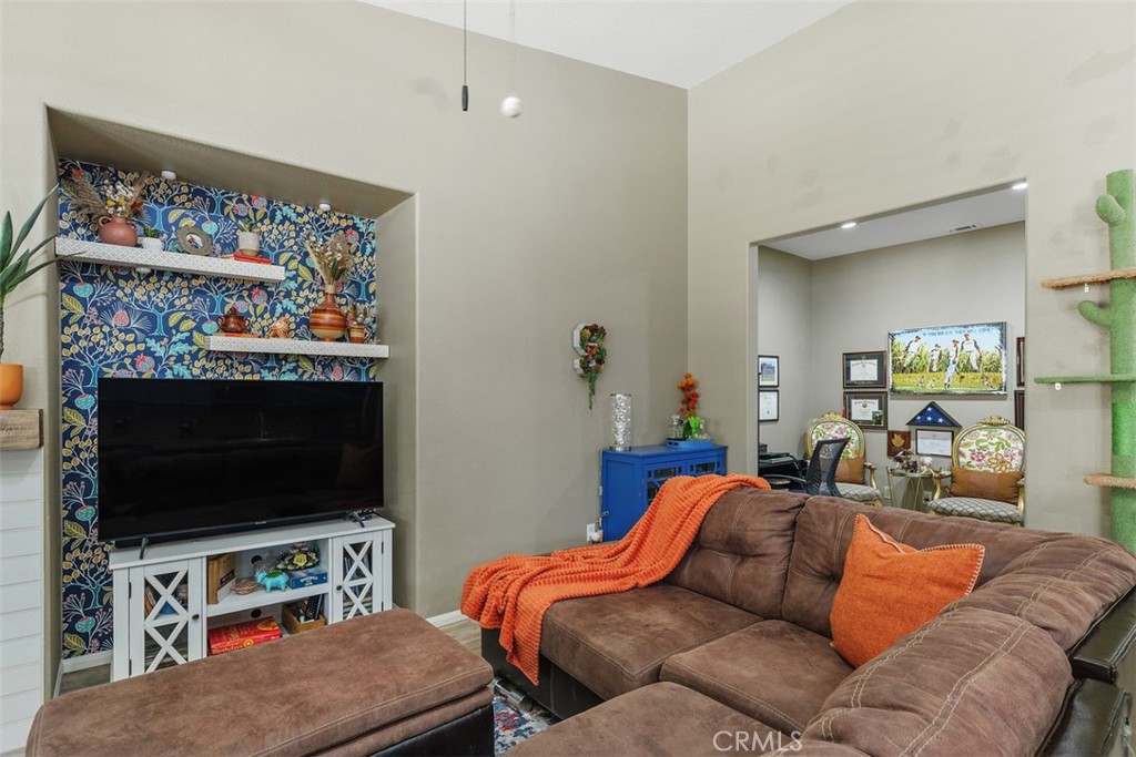 23591 Madison Avenue