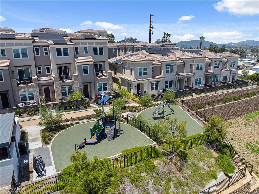 1219 Sunrise View 104