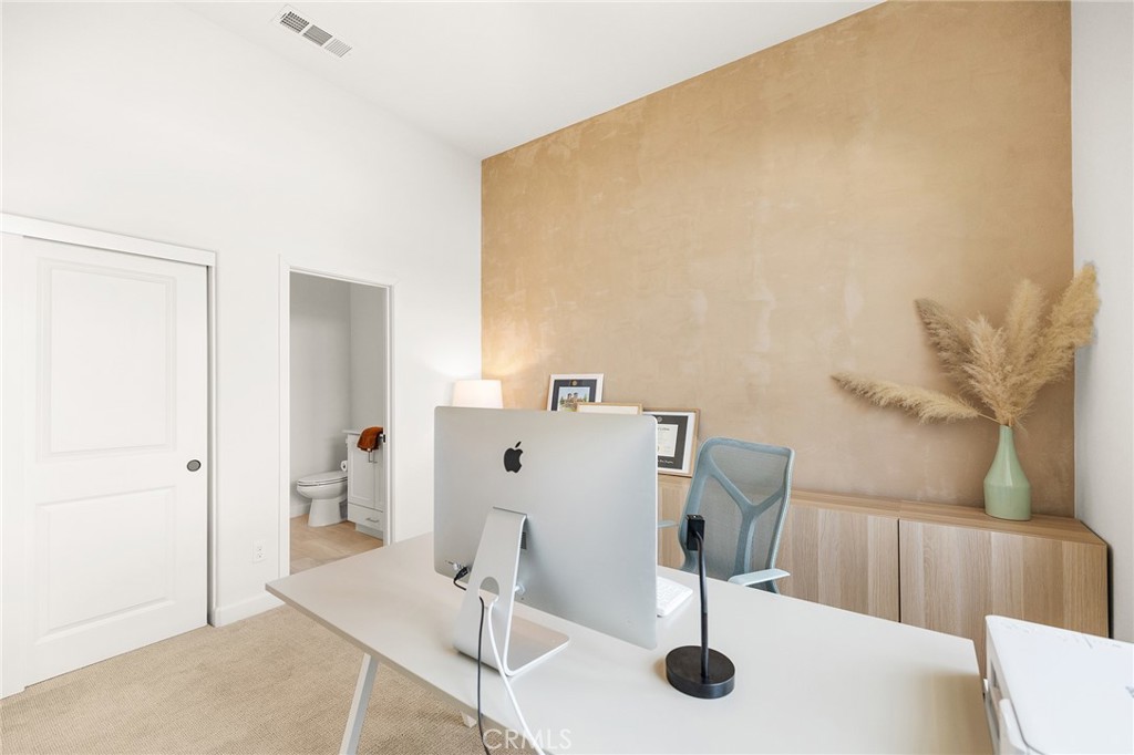 1219 Sunrise View 104