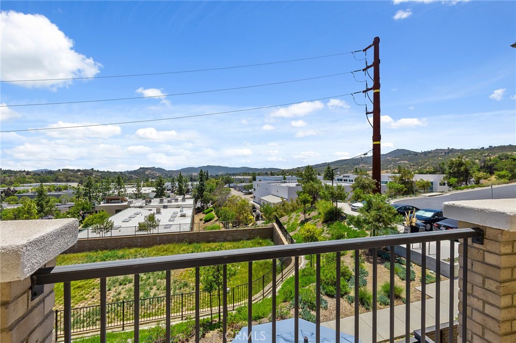 1219 Sunrise View 104