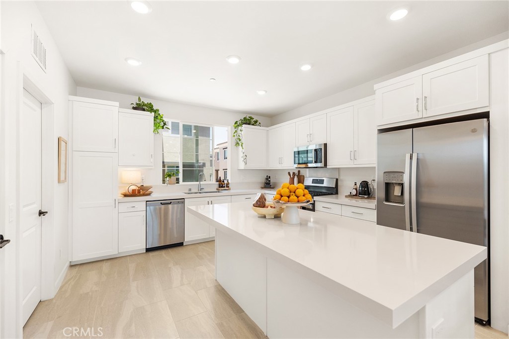 1219 Sunrise View 104